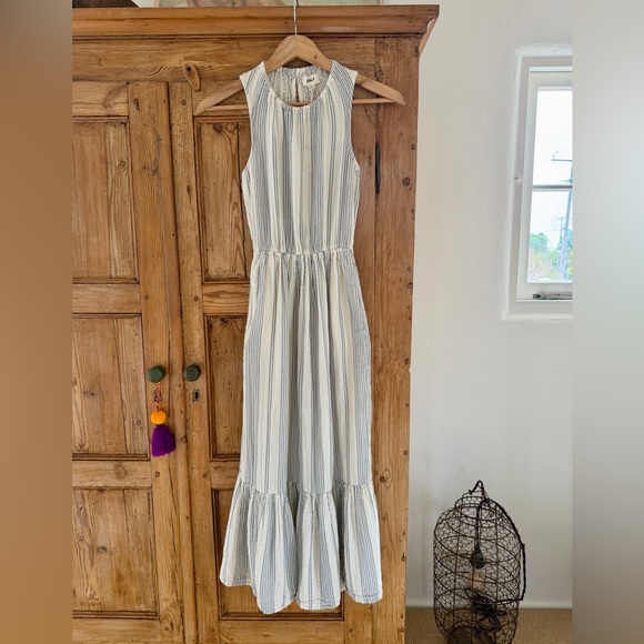 Dresses & Skirts - Sleeveless Striped NWT Pact Coastal Double Cloth Cotton cut-out Midi Dress.